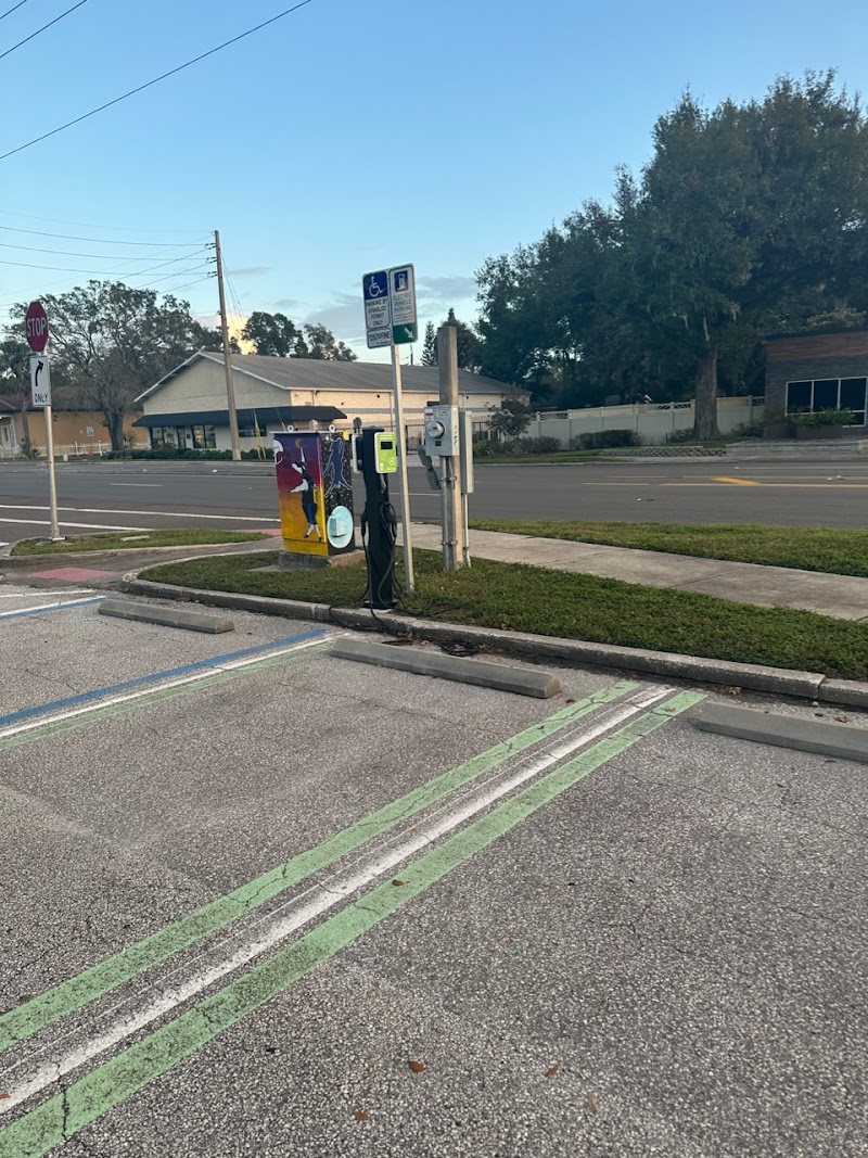 Electric Vehicle Charging Station - EV Charging in Orlando